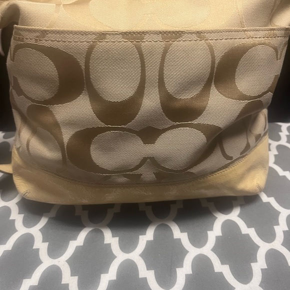 Handbag - Picture 4 of 4